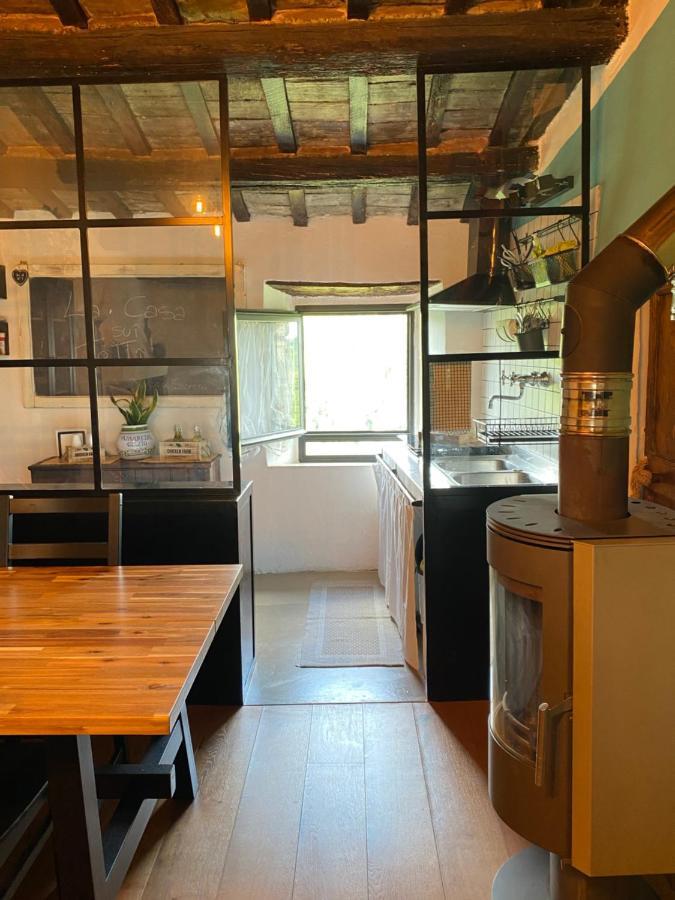 La Casa Sui Tetti -Calcata Apartment Bagian luar foto