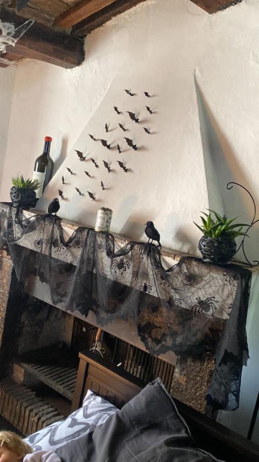 La Casa Sui Tetti -Calcata Apartment Bagian luar foto